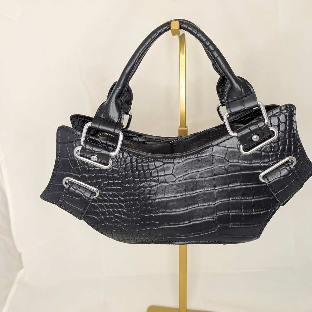 Black Crocodile-Embossed Bat Purse - Picture 5 of 7